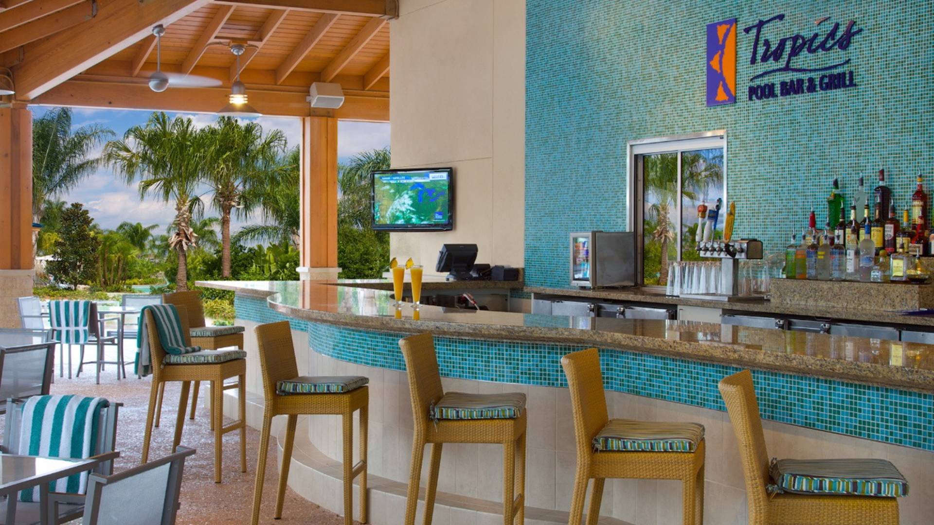 Tropics Pool Bar & Grill Hilton Orlando Dining